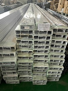 /wp-content/AluminumGuiderail-02_300x300.jpg