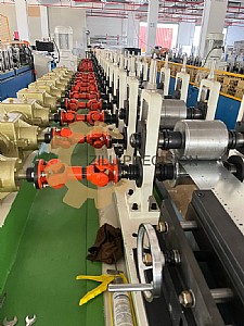 /wp-content/Steel-Octagonal-Tubes-02_300x300.jpg